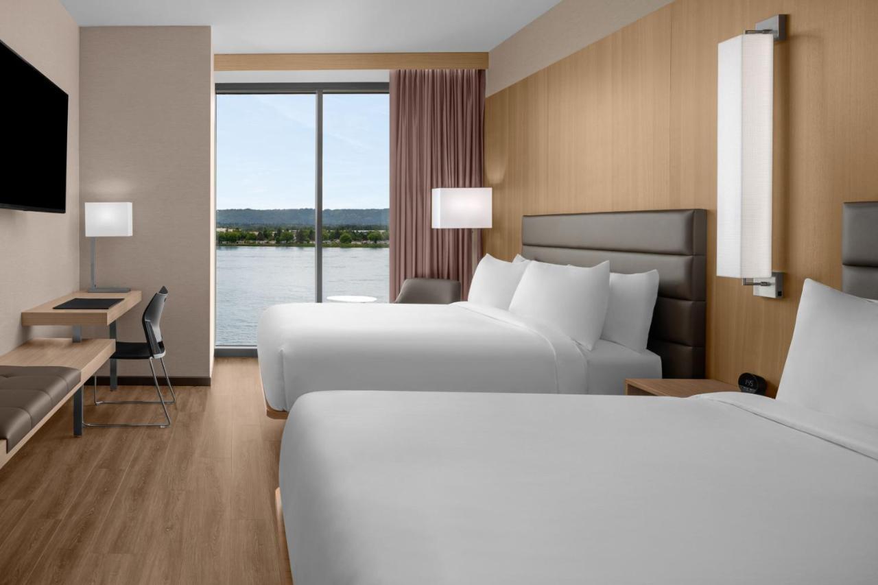 Ac Hotel By Marriott Vancouver Waterfront Exterior foto